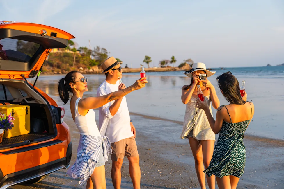 Best Family-Friendly Destinations for College Bowl Travel