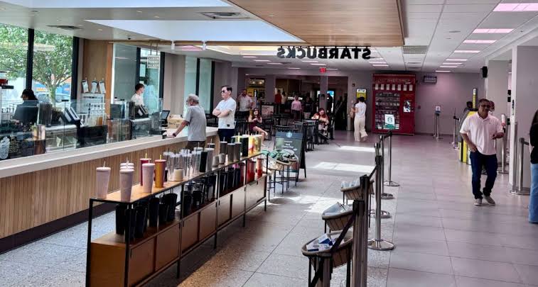 James Cooper Travel Plaza: Hours, Dining Options, & Reviews